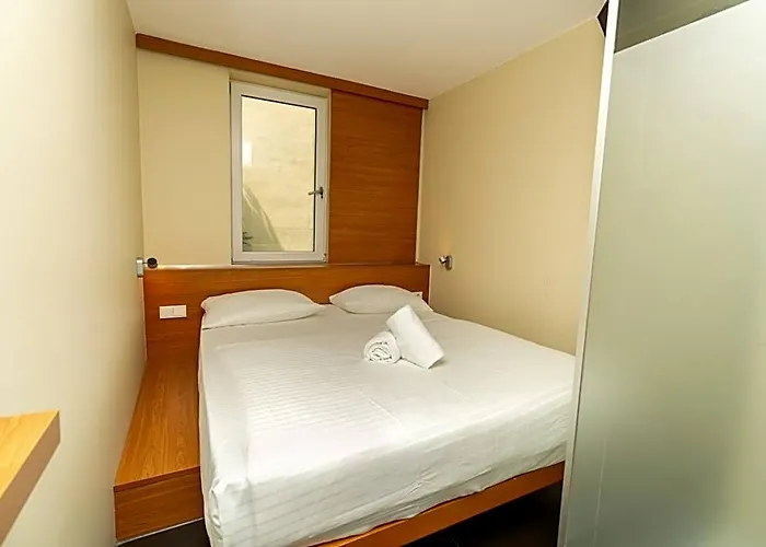 Duesseldorfer Hof 3*
